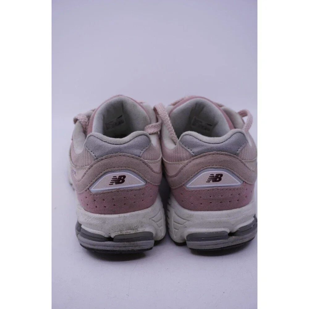 New Balance 2002R “Pink Sand” (GS) | Women's 7.5 | GC2002SK | Running
